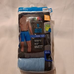 Fruit of the Loom men's XL tagfree boxer briefs NWT
